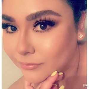 Meet your Posher, Yesica